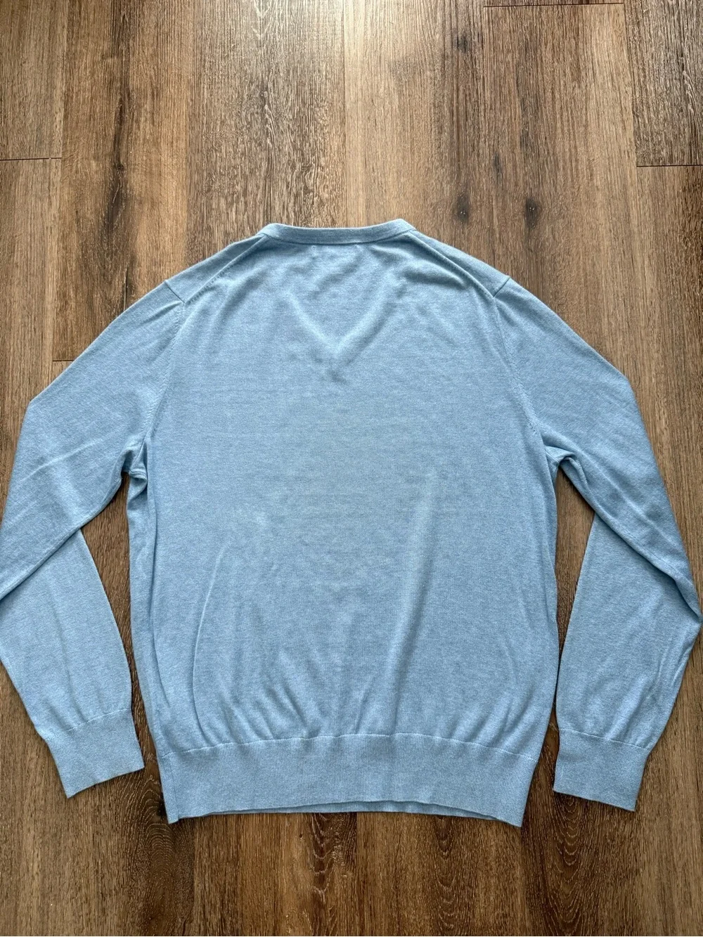 Banana Republic Luxury Blend V-Neck Sweater Men’s L NWOT Silk Cotton Cashmere